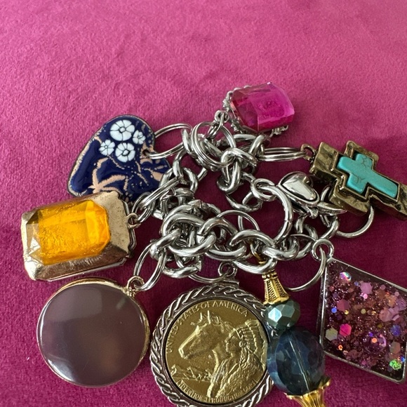 2012 AMERICAN INDIAN RELIEF COUNCIL MEDAL CHARM BRACELET REPURPOSED OOAK 7-8 - Picture 5 of 12